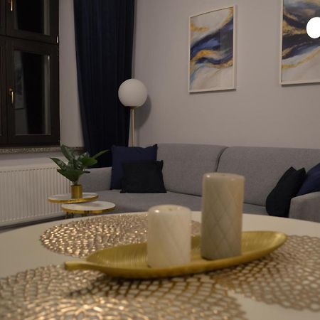 Apartament W Centrum Miasta Лодзь Екстер'єр фото